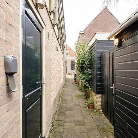 Bed & Bike Harbour Hoorn Apartment