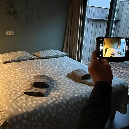 Bed & Bike Harbour Apartment Hoorn (North Holland)